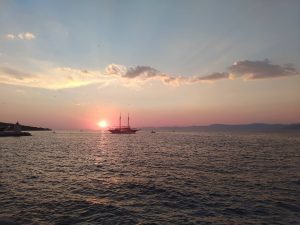 Brač s djecom – što vidjeti i koje plaže posjetiti