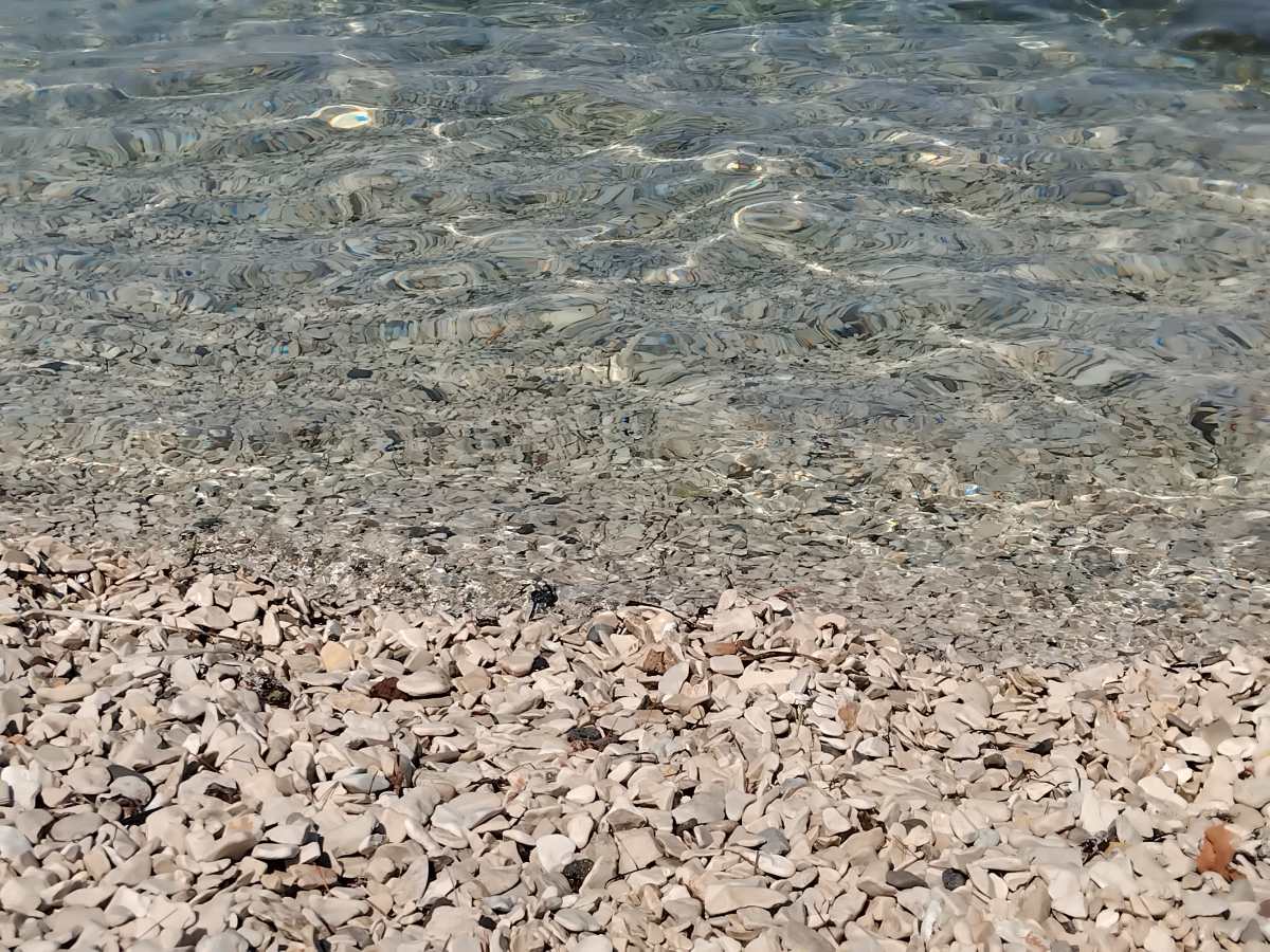 Plaža Rot na otoku Braču