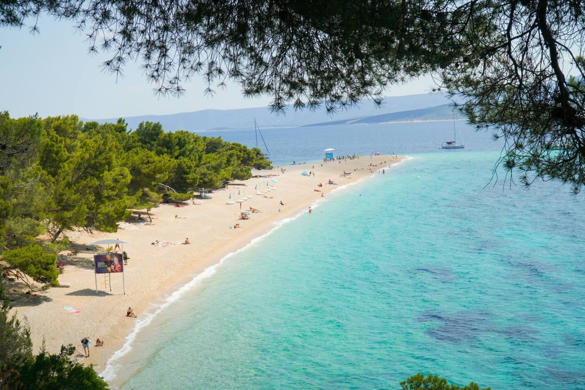 Što vidjeti na Braču s djecom-plaža Zlatni rat